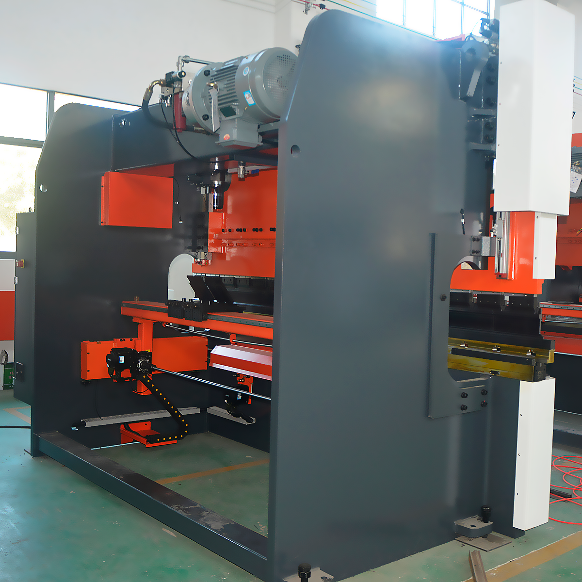 2025 Hansito 125T×2500 Dual-Servo CNC Press Brake
